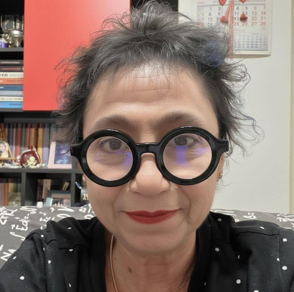 психотерапевт Корнелия Иванова – кабинет за психотерапия „Към Себе Си“ в София